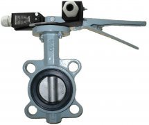 Затвор поворотный ABRA BUV-VF863D Ду40 Ру16, корпус - серый чугун EN-GJL-250, диск - нержавеющая сталь AISI 316, уплотнение – NBR, с рукояткой, с двумя концевыми датчиками и кронштейном для крепления концевых выключателей